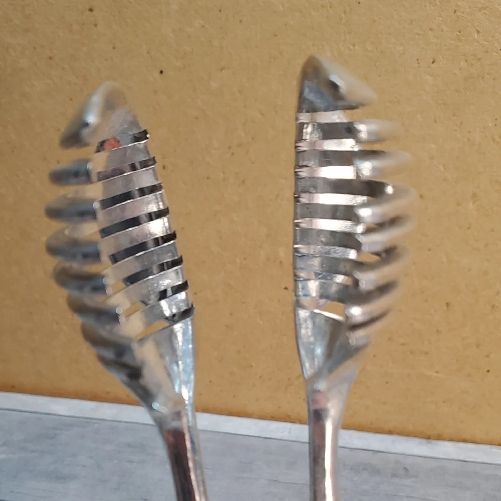 Cast Aluminum Kitchen Cutting Aid
